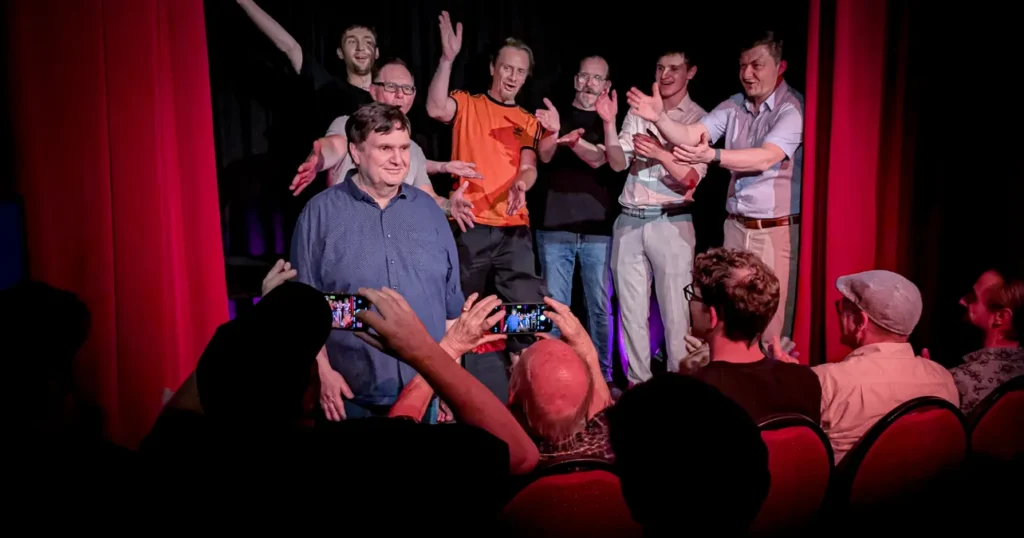 Zaubershow zum Geburtstag der Zauberschule Fabiolus Magic School in Berlin Schöneberg mit Jan Gerken